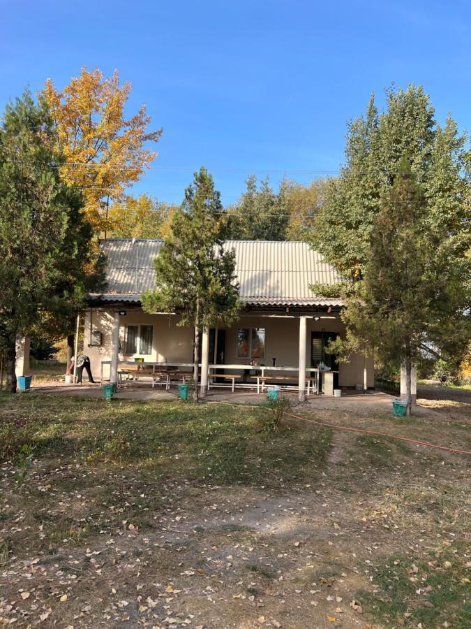 Чистые Пруды Bishkek Ngoại thất bức ảnh