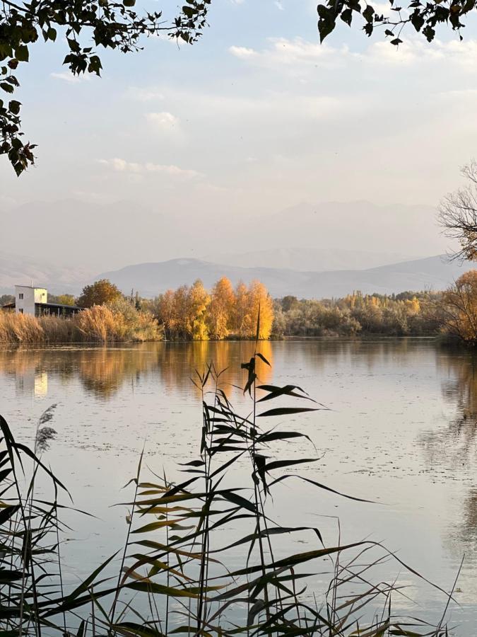 Чистые Пруды Bishkek Ngoại thất bức ảnh