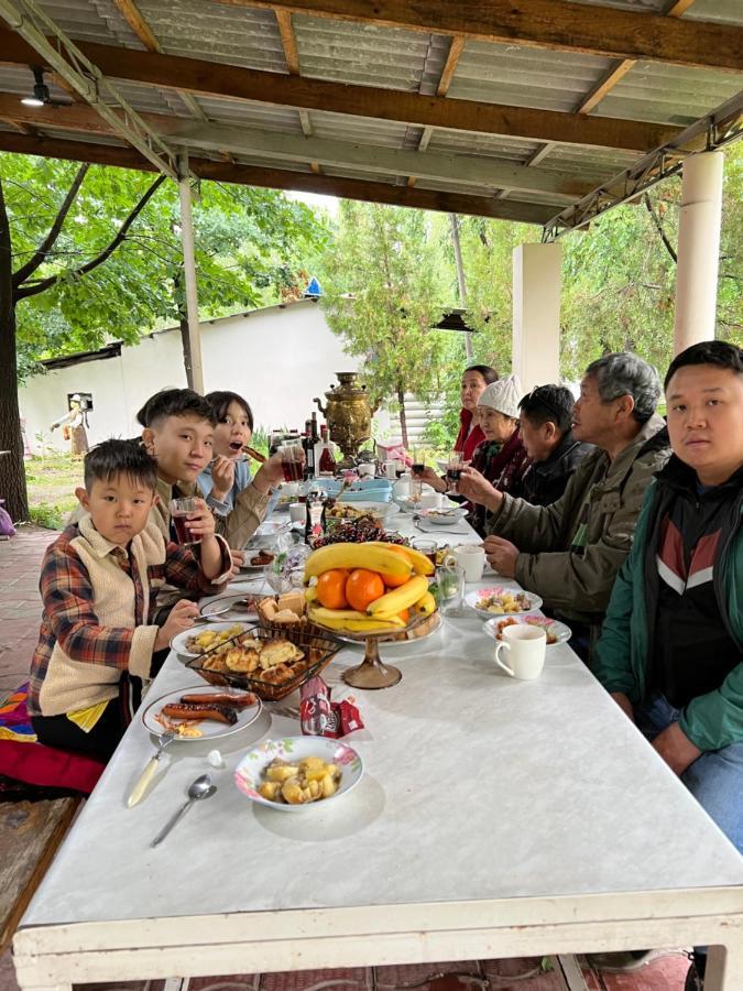 Чистые Пруды Bishkek Ngoại thất bức ảnh